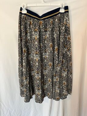 Womens Morris & Co/ H&M Collab. Navy & Gold Floral Pleated Skirt